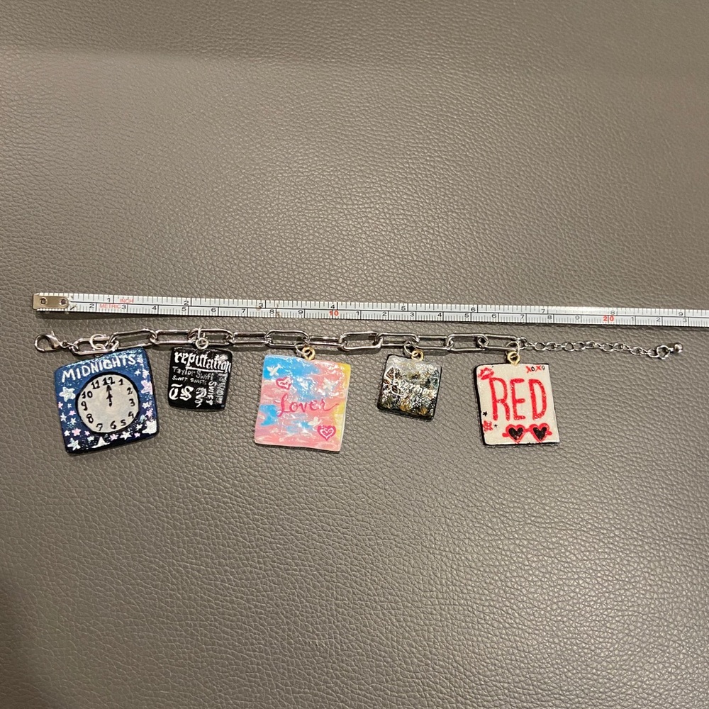 ‼️‼️Handmade Taylor Swift Inspired Album Cover Polymer Clay Art Charm Bracelet. - Picture 4 of 16